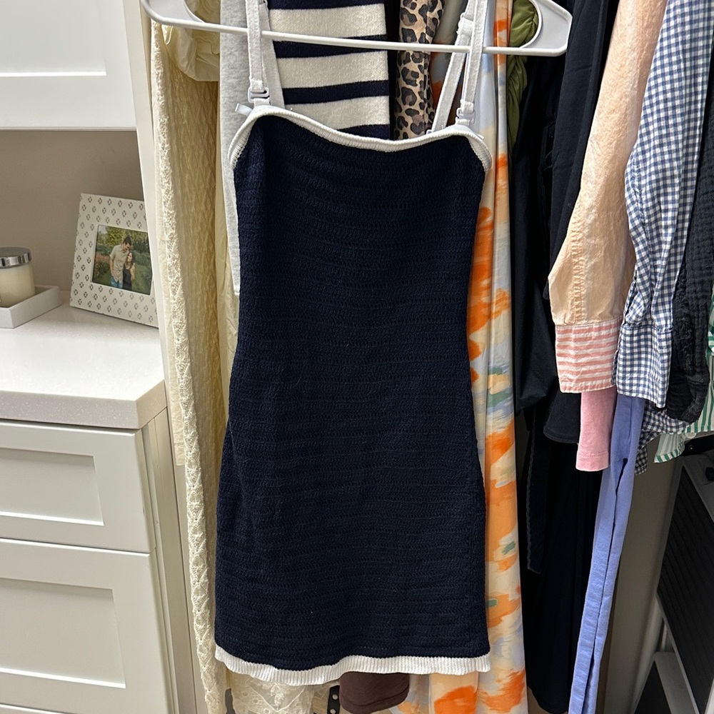 Abercrombie Navy and White Knit Dress
